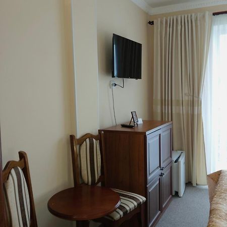Hotel Three Korony Skhidnytsia Exterior foto